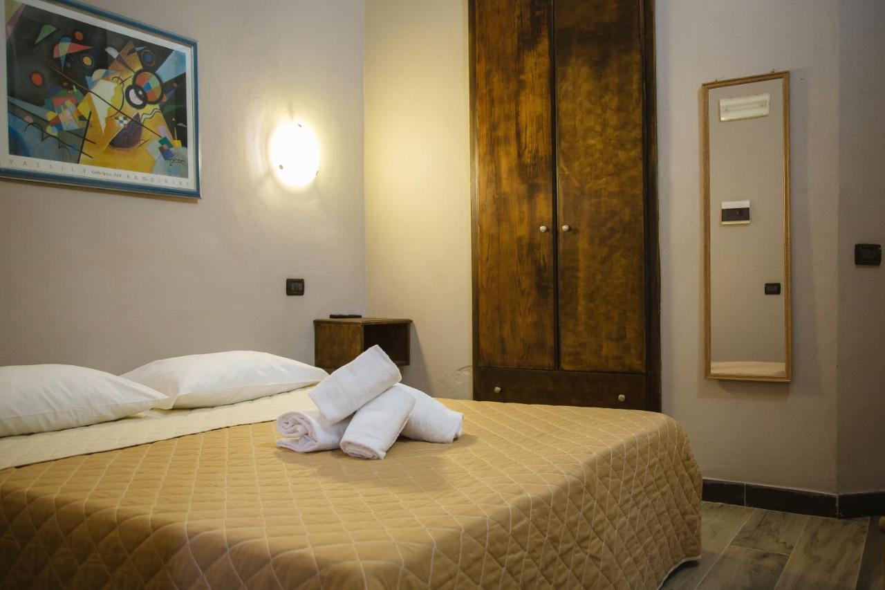 Pino Dependance Hotel San Terenzo Exterior photo